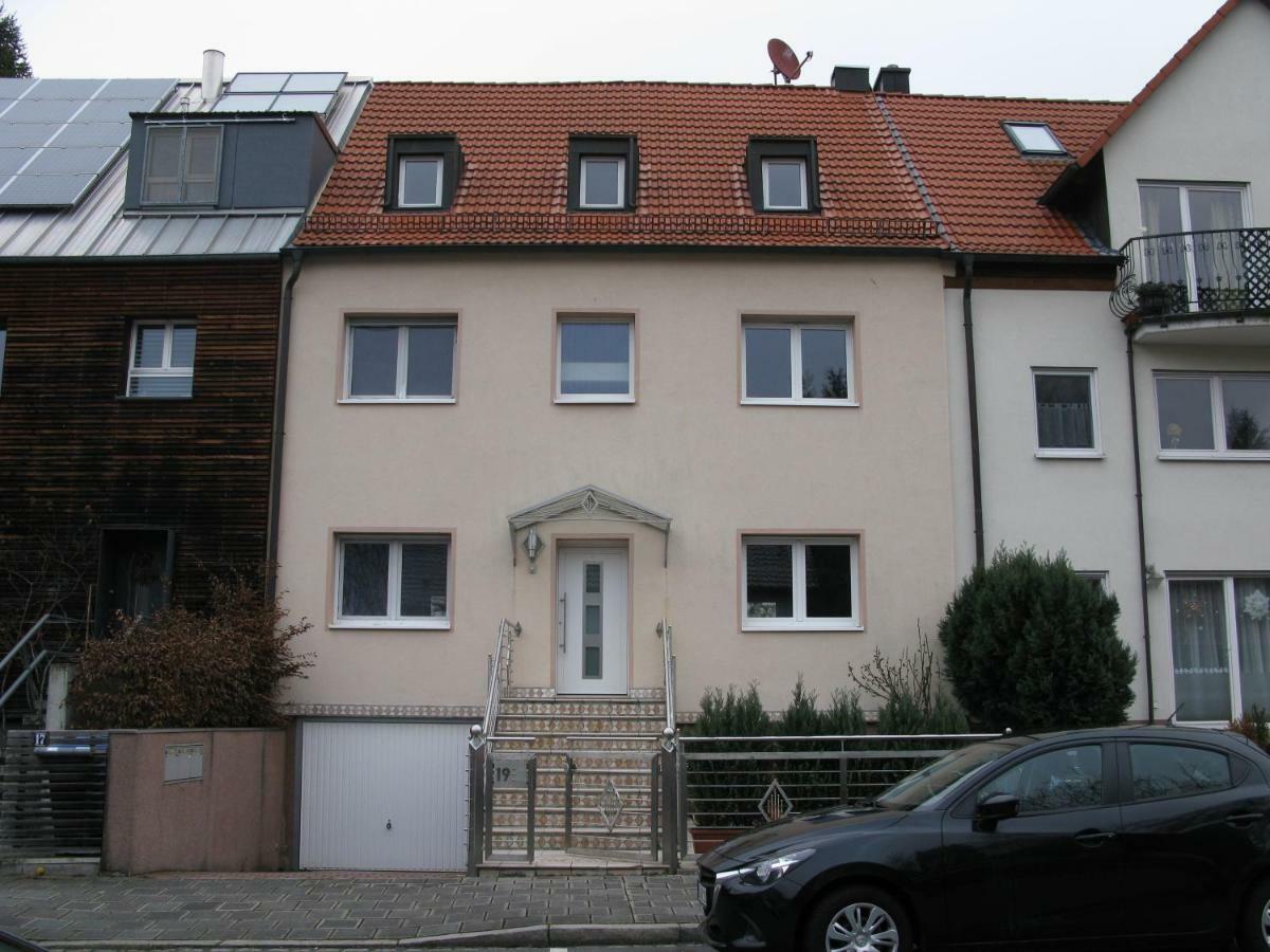 Messe-/Ferienwohnung Nürnberg Exteriör bild